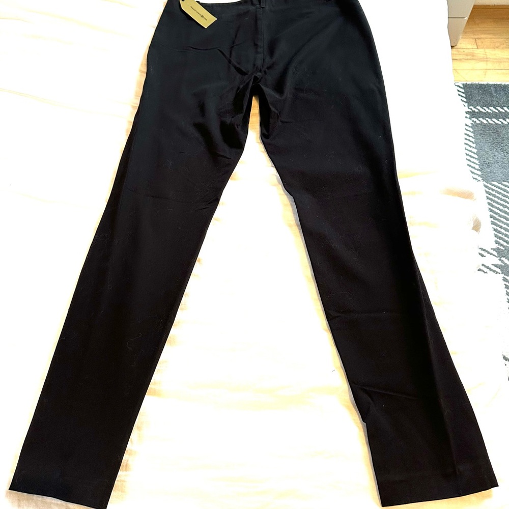 NWT classic black Max Studio cigarette ankle pants with front zipper, Size 10. - Picture 5 of 6